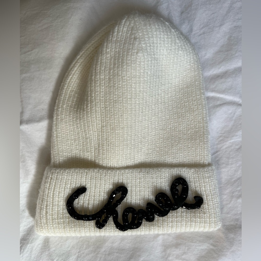 CHANEL BEANIE